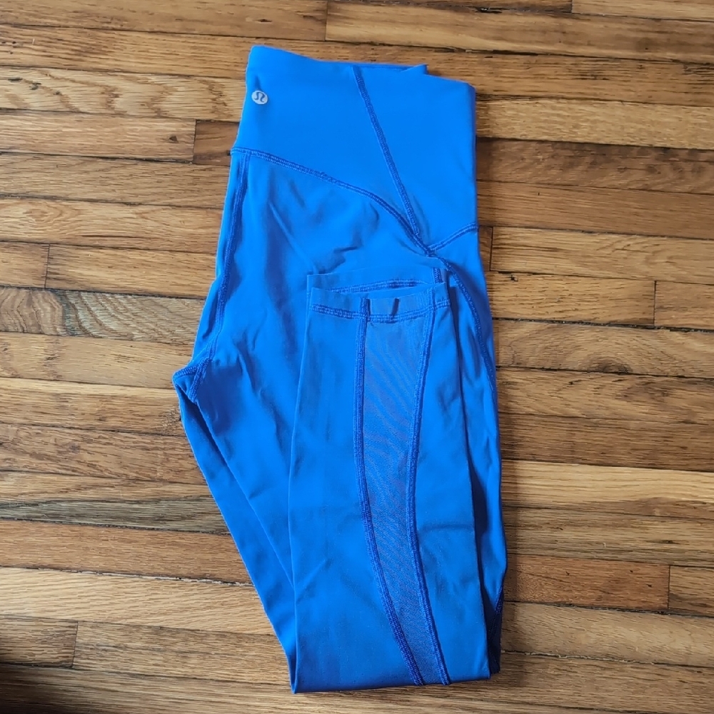 Lululemon Crop/Capri Tights, Size 8